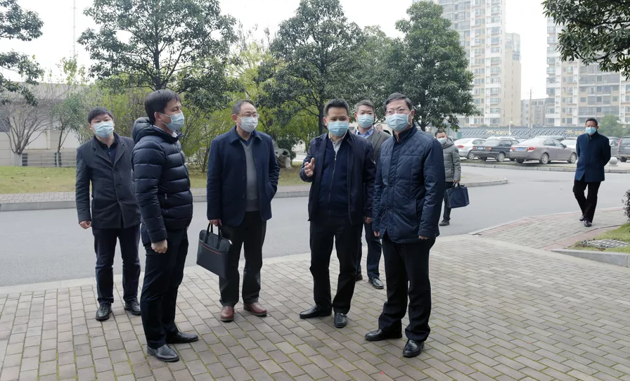 省卫健委党组成员、副主任刘家发率队在荆门一医调研督查